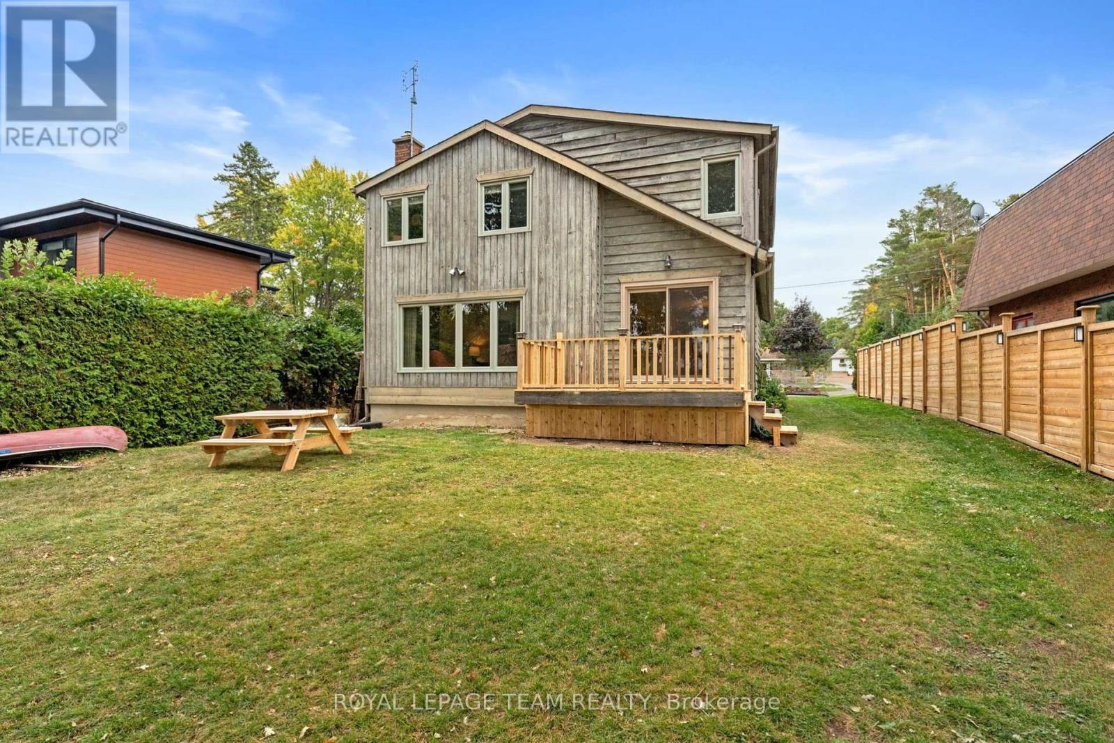 1119 Firefly Lane, Ottawa, ON - Outdoor With Deck Patio Veranda