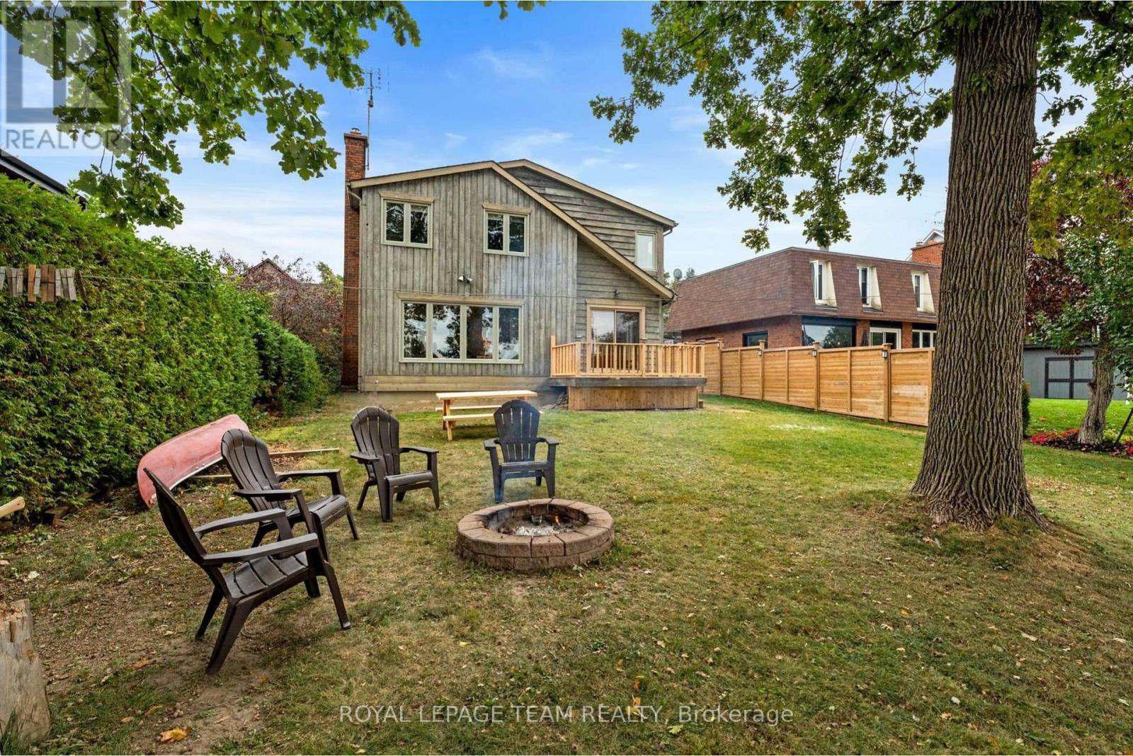 1119 Firefly Lane, Ottawa, ON - Outdoor With Deck Patio Veranda