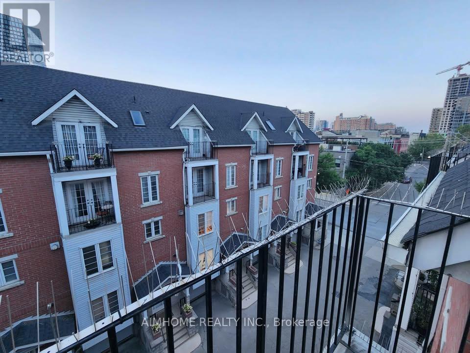 4 - 150 George Street, Toronto, ON - Outdoor With Balcony