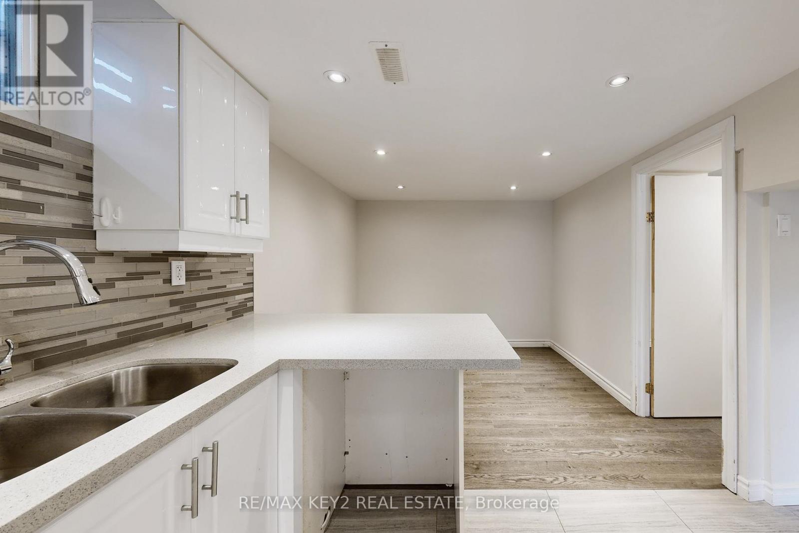 Bsmt - 779 Wesley Drive, Oshawa, ON - Indoor Photo Showing Kitchen With Double Sink