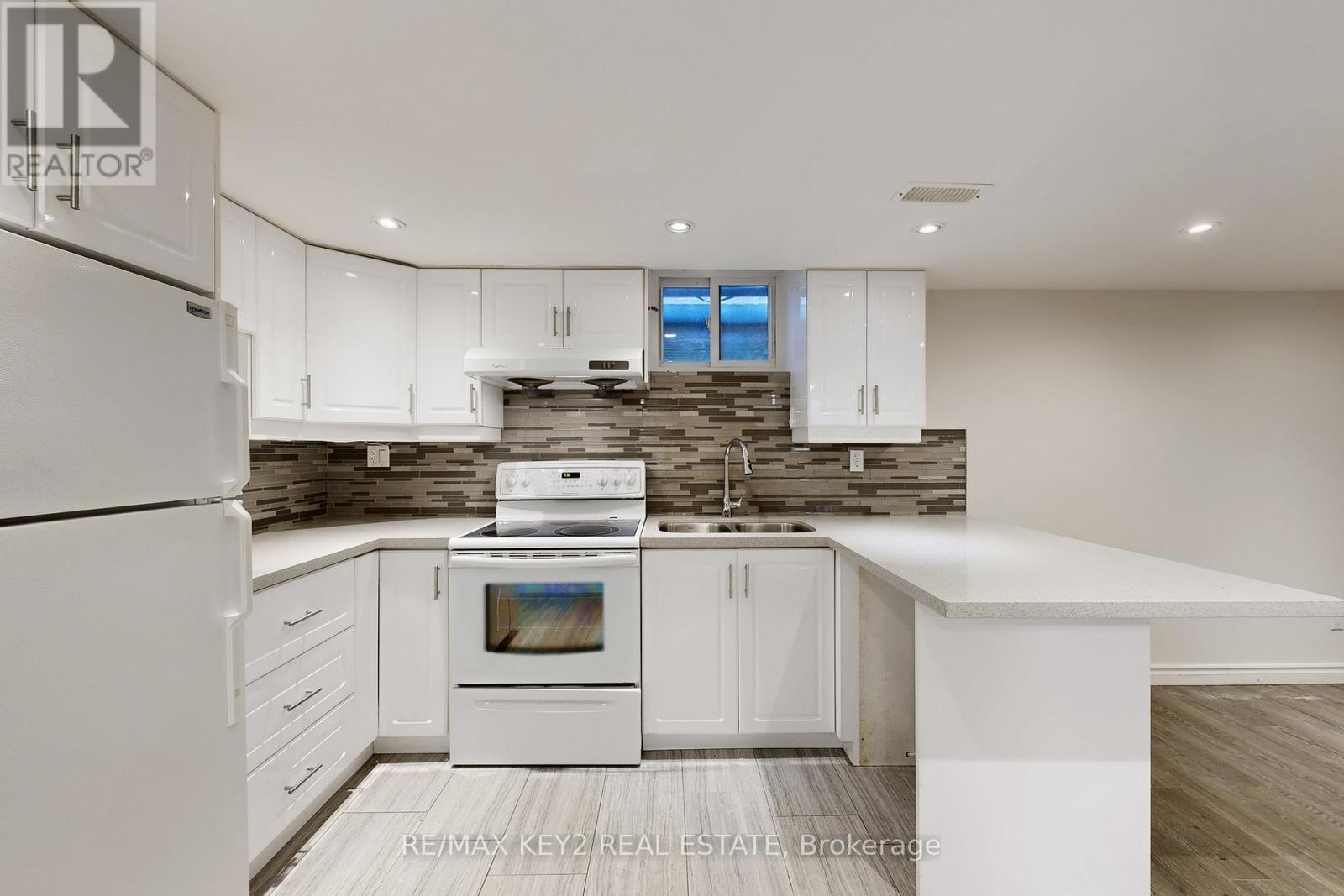 Bsmt - 779 Wesley Drive, Oshawa, ON - Indoor Photo Showing Kitchen With Double Sink