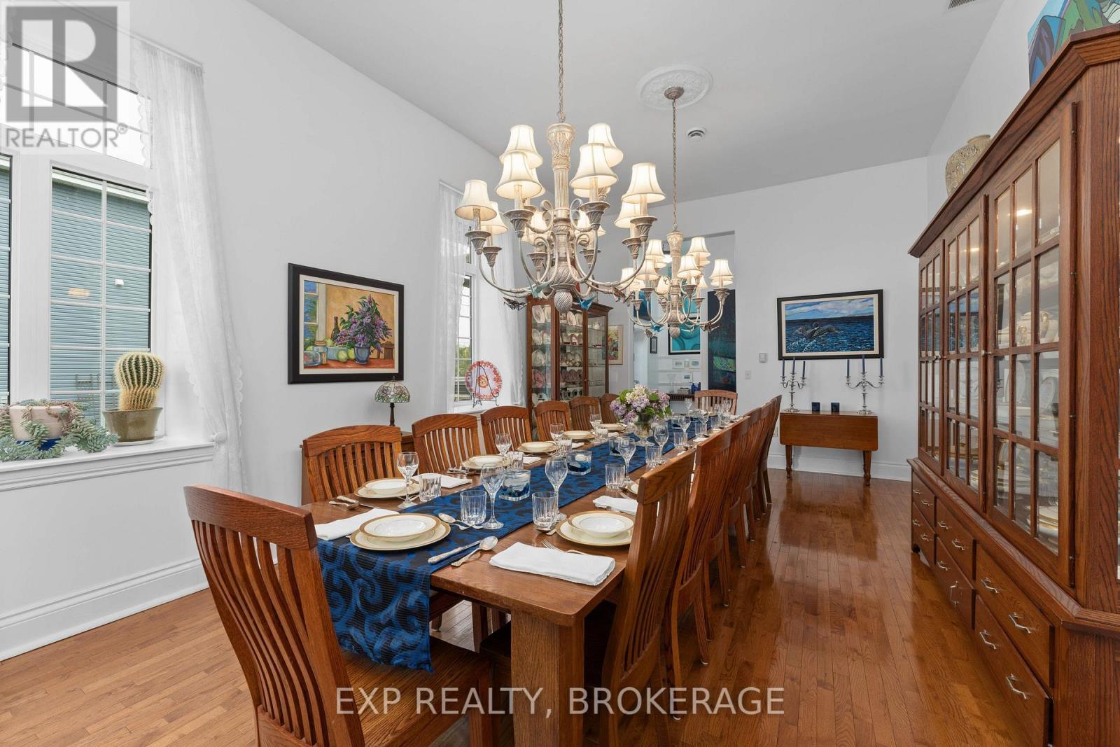 11 Cross Street, Loyalist (Odessa), ON - Indoor Photo Showing Dining Room