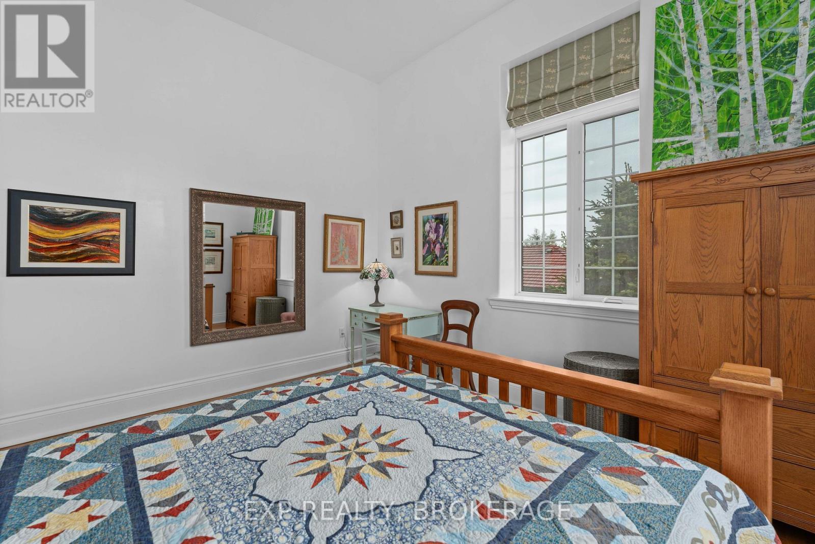 11 Cross Street, Loyalist (Odessa), ON - Indoor Photo Showing Bedroom