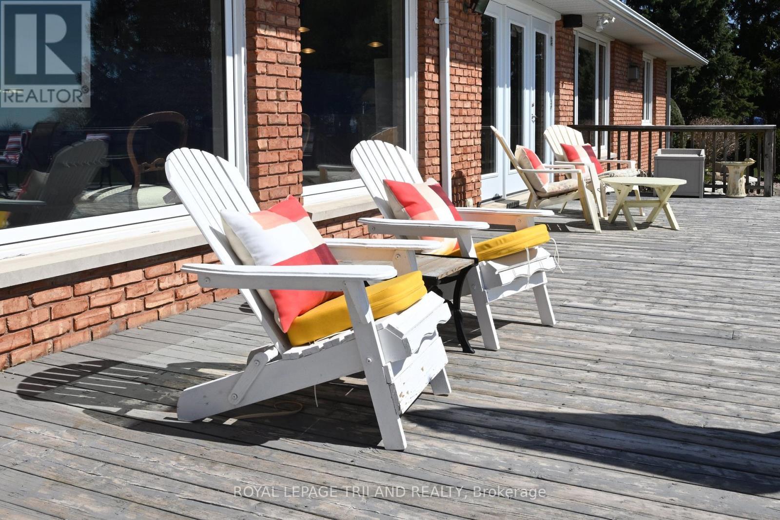 7154 Talbot Trail, Chatham-Kent (Blenheim), ON - Outdoor With Deck Patio Veranda