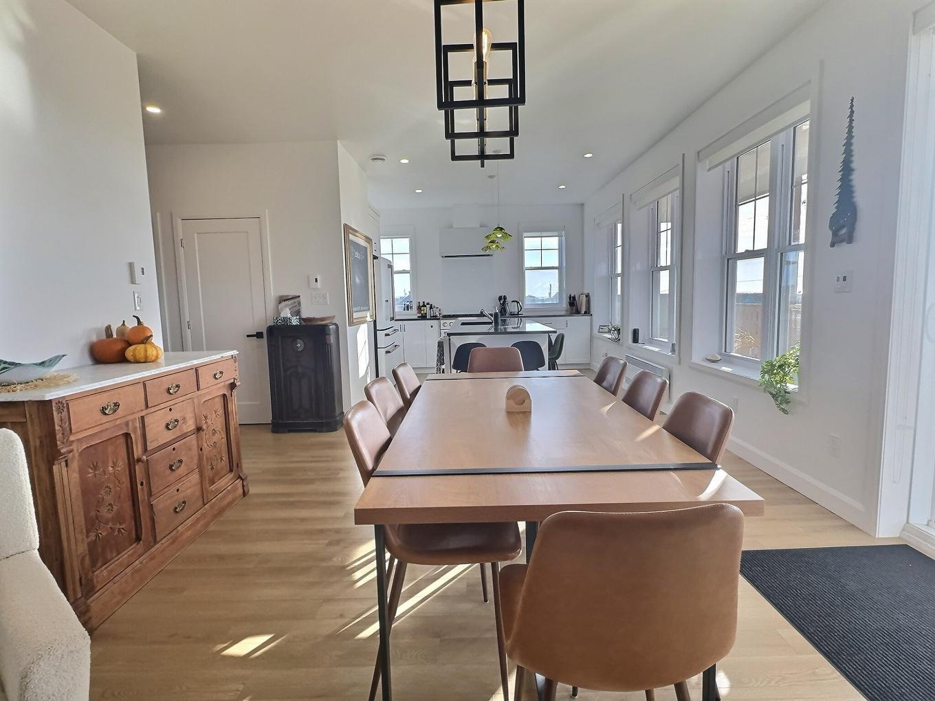 Salle à manger - 30 Ch. Joseph-Leblanc, Les Îles-De-La-Madeleine, QC - Indoor Photo Showing Dining Room