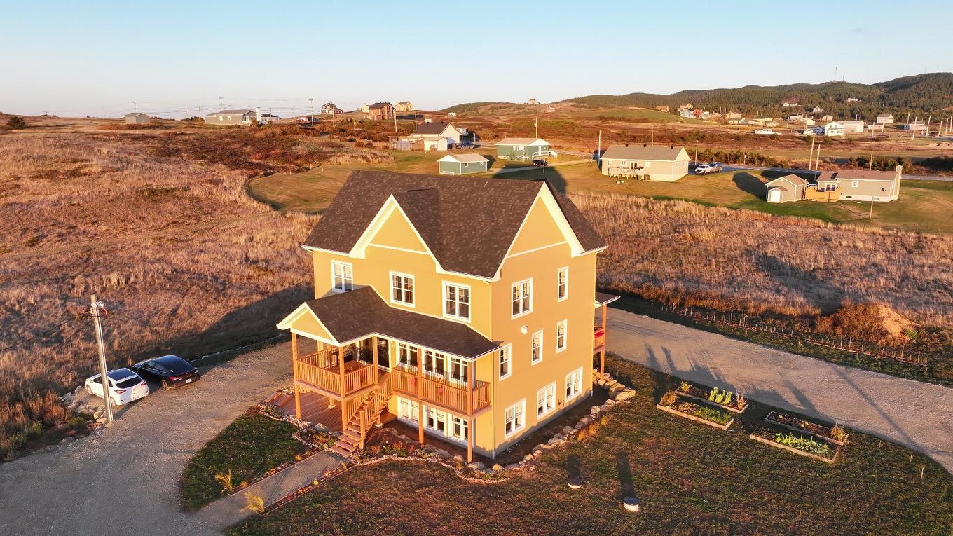 Face arrière - 30 Ch. Joseph-Leblanc, Les Îles-De-La-Madeleine, QC - Outdoor