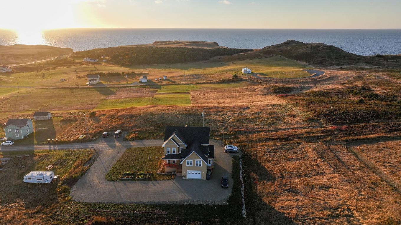 Photo aérienne - 30 Ch. Joseph-Leblanc, Les Îles-De-La-Madeleine, QC - Outdoor With View