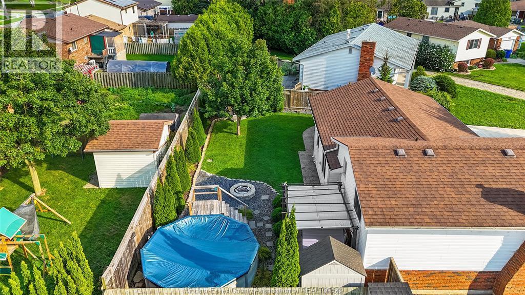 100 Argyle Crescent, Chatham, ON - Outdoor With Exterior