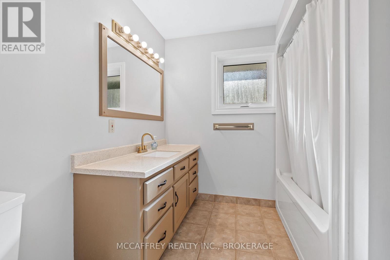 51 Luffman Road, Tweed (Hungerford (Twp)), ON - Indoor Photo Showing Bathroom