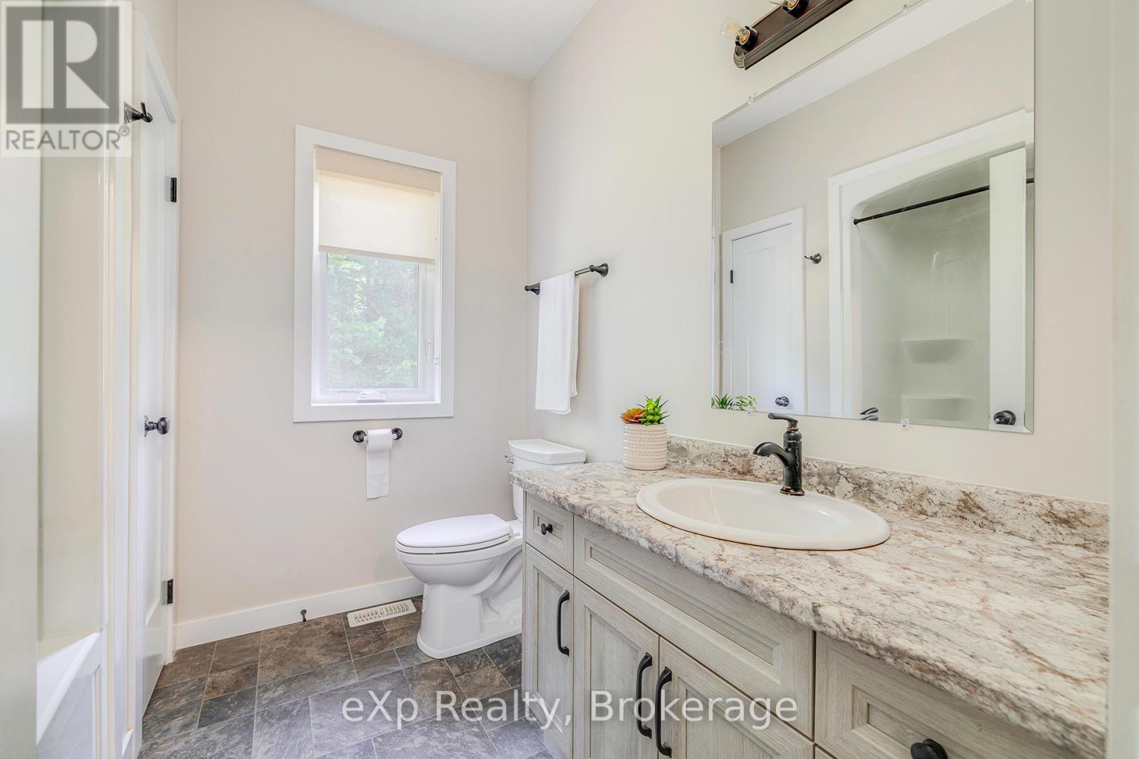 45372 Davies Street, Huron East (Grey), ON - Indoor Photo Showing Bathroom