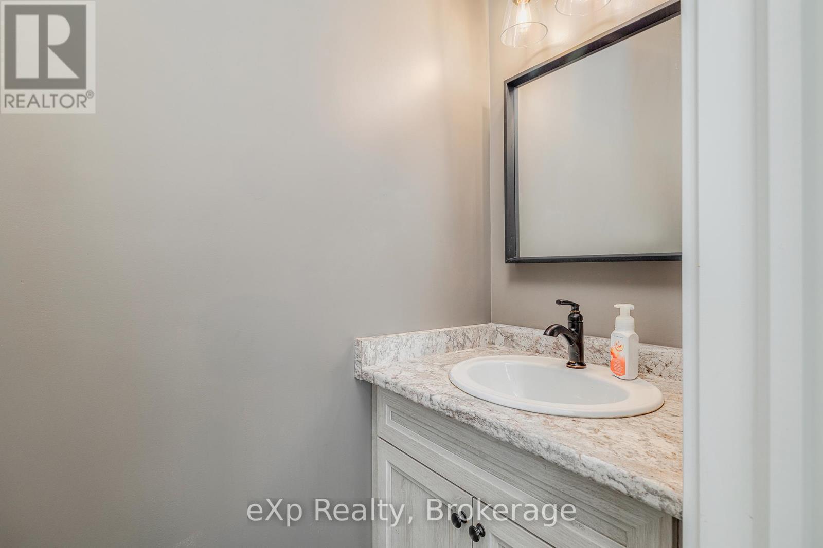 45372 Davies Street, Huron East (Grey), ON - Indoor Photo Showing Bathroom