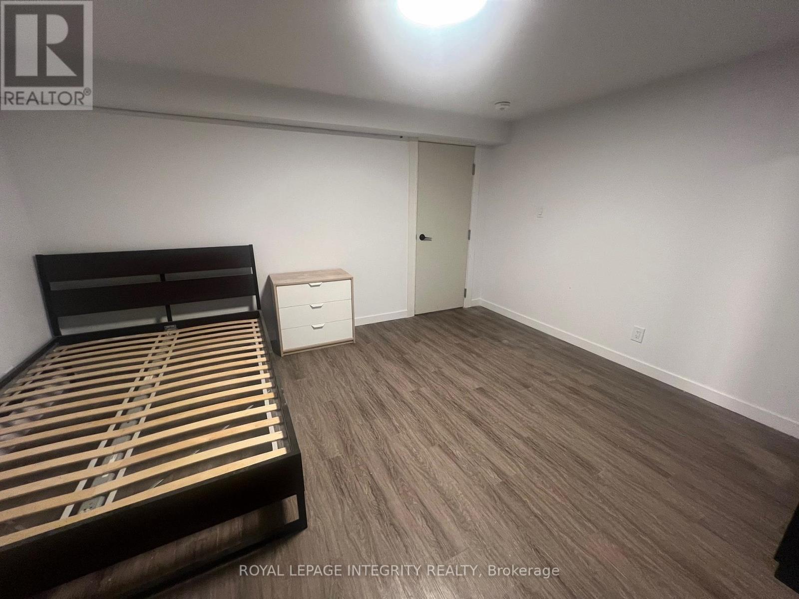 1152 Tawney Road, Ottawa, ON - Indoor