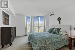 Spacious Primary with 4 pc ensuite, double closet -