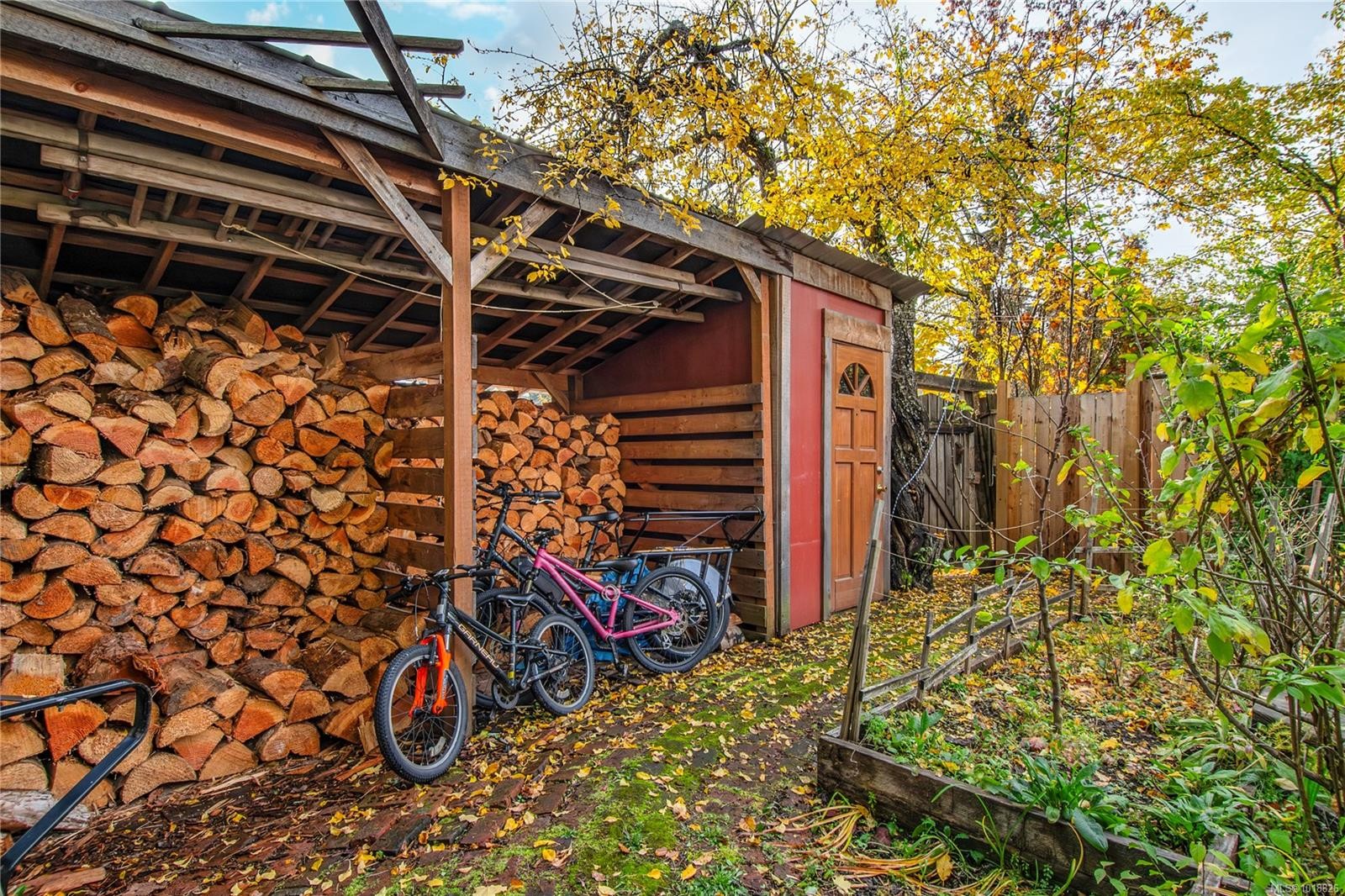 2765 Penrith Ave, Cumberland, BC