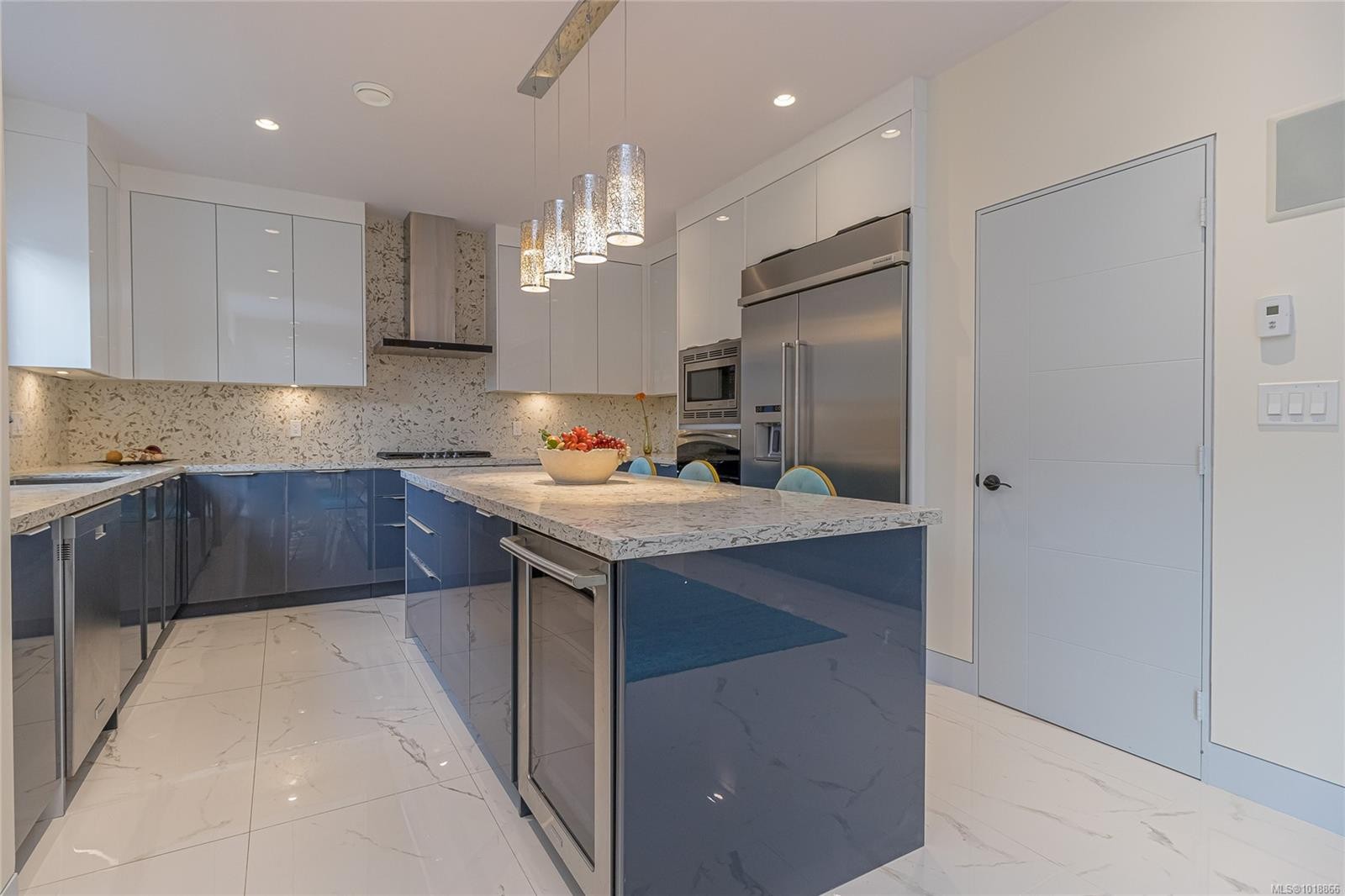 2328 Dunlevy St, Oak Bay, BC