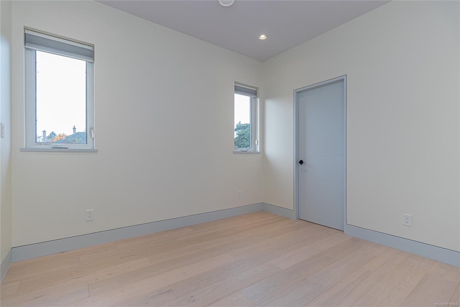 2328 Dunlevy St, Oak Bay, BC