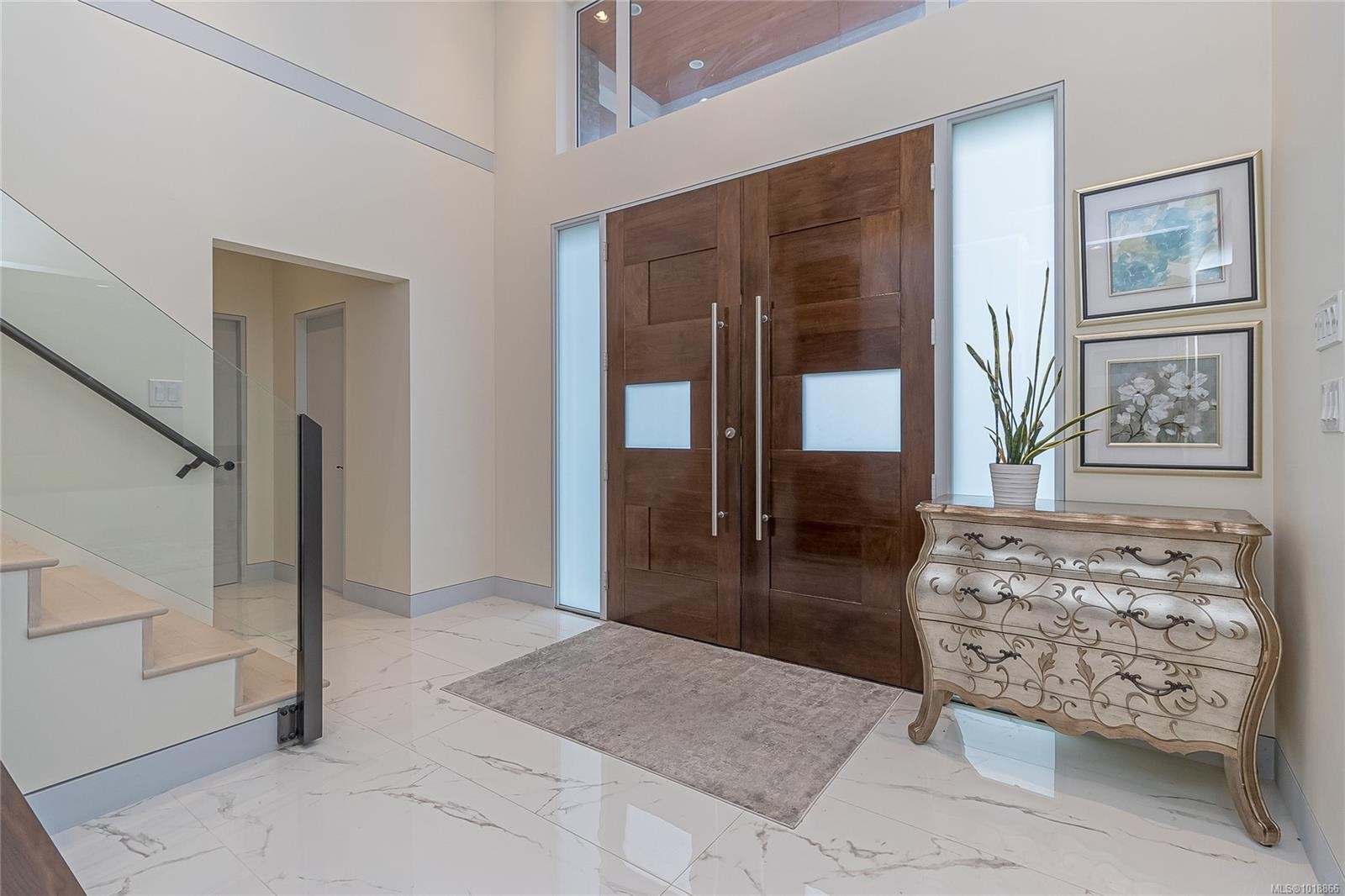 2328 Dunlevy St, Oak Bay, BC