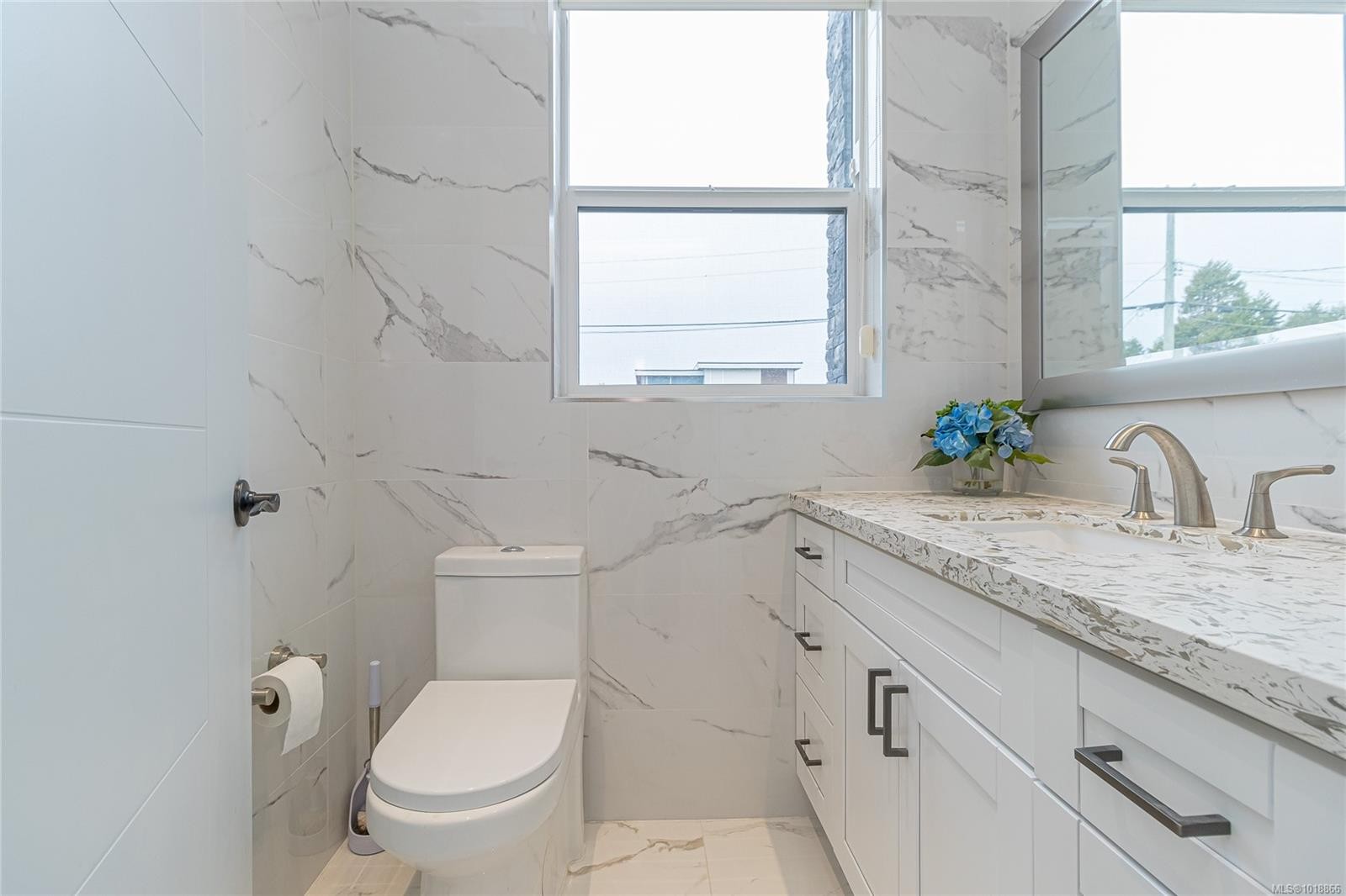 2328 Dunlevy St, Oak Bay, BC