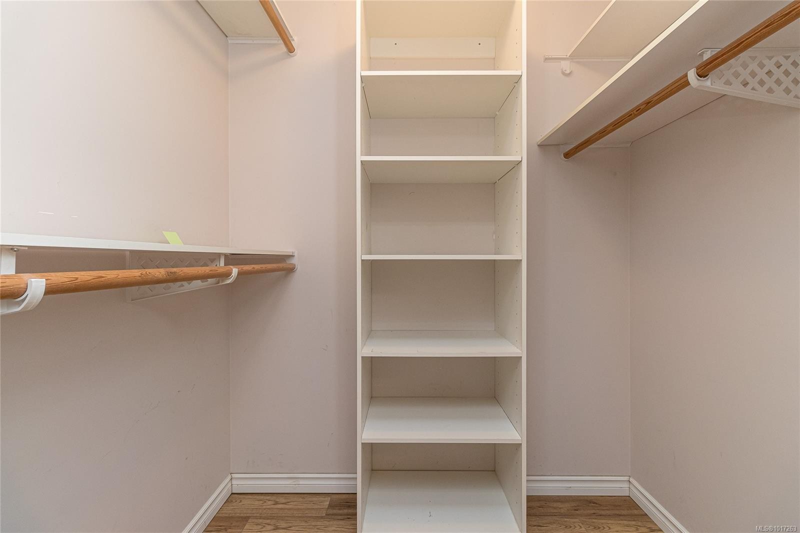 1151 Cherry Rd, Saanich, BC