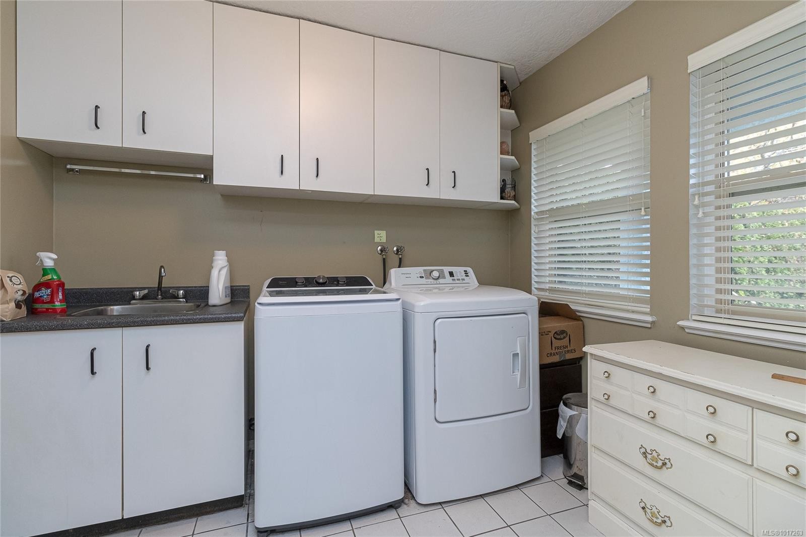 1151 Cherry Rd, Saanich, BC