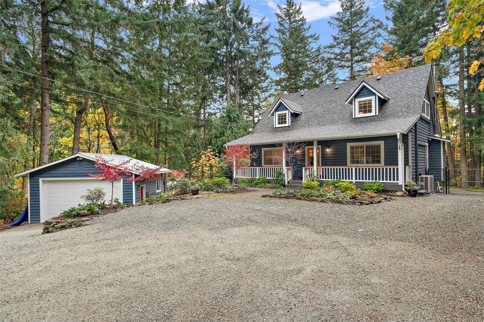 1409 Hillgrove Rd, North Saanich, BC