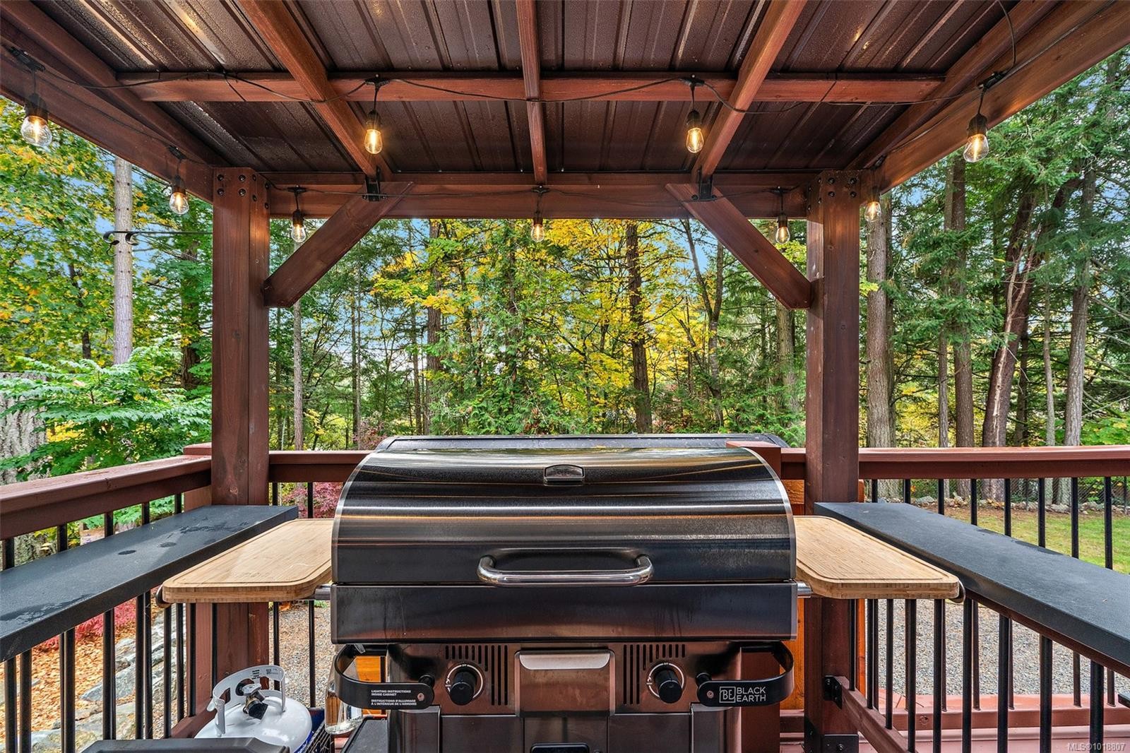 1409 Hillgrove Rd, North Saanich, BC