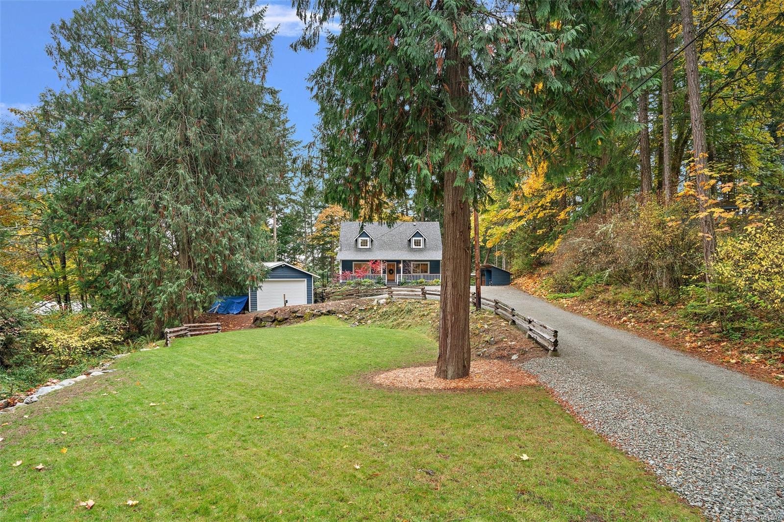 1409 Hillgrove Rd, North Saanich, BC
