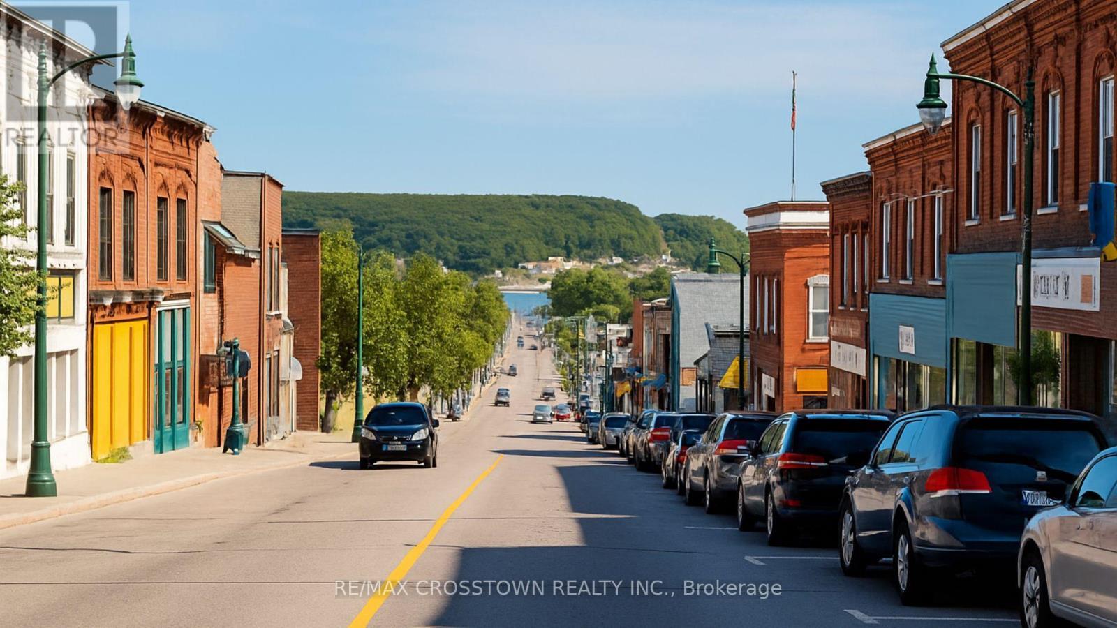 59 Main Street, Penetanguishene, ON