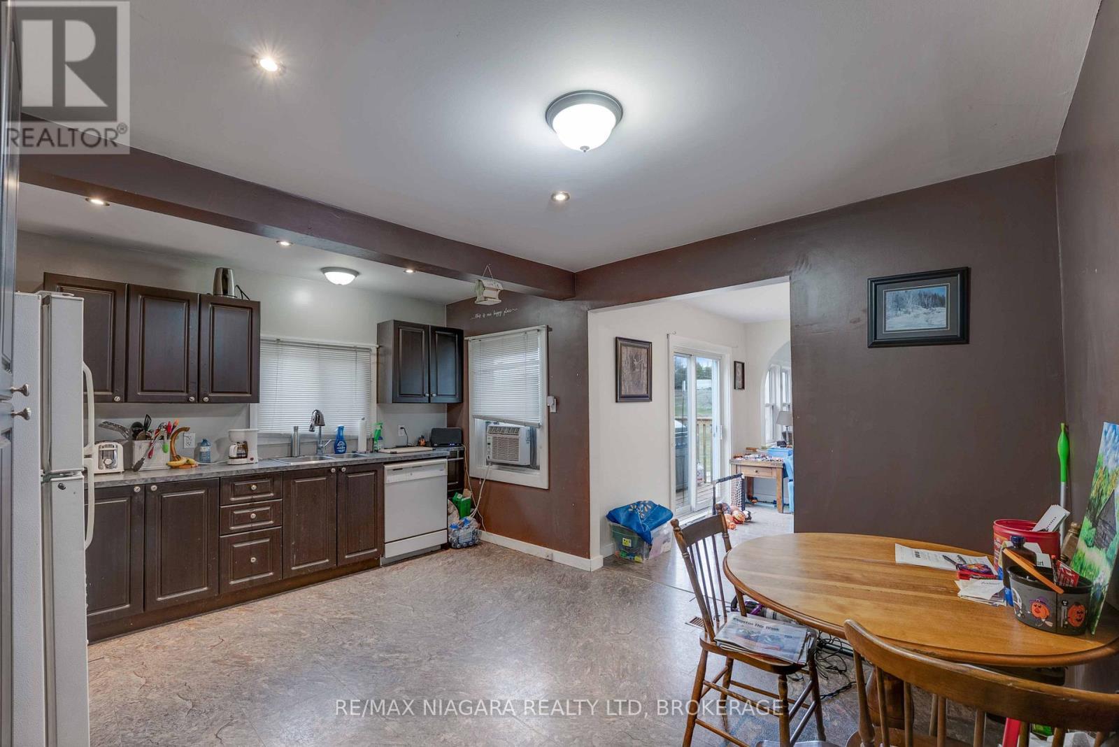 7357 Road 506 Road, Frontenac (Frontenac North), ON - Indoor