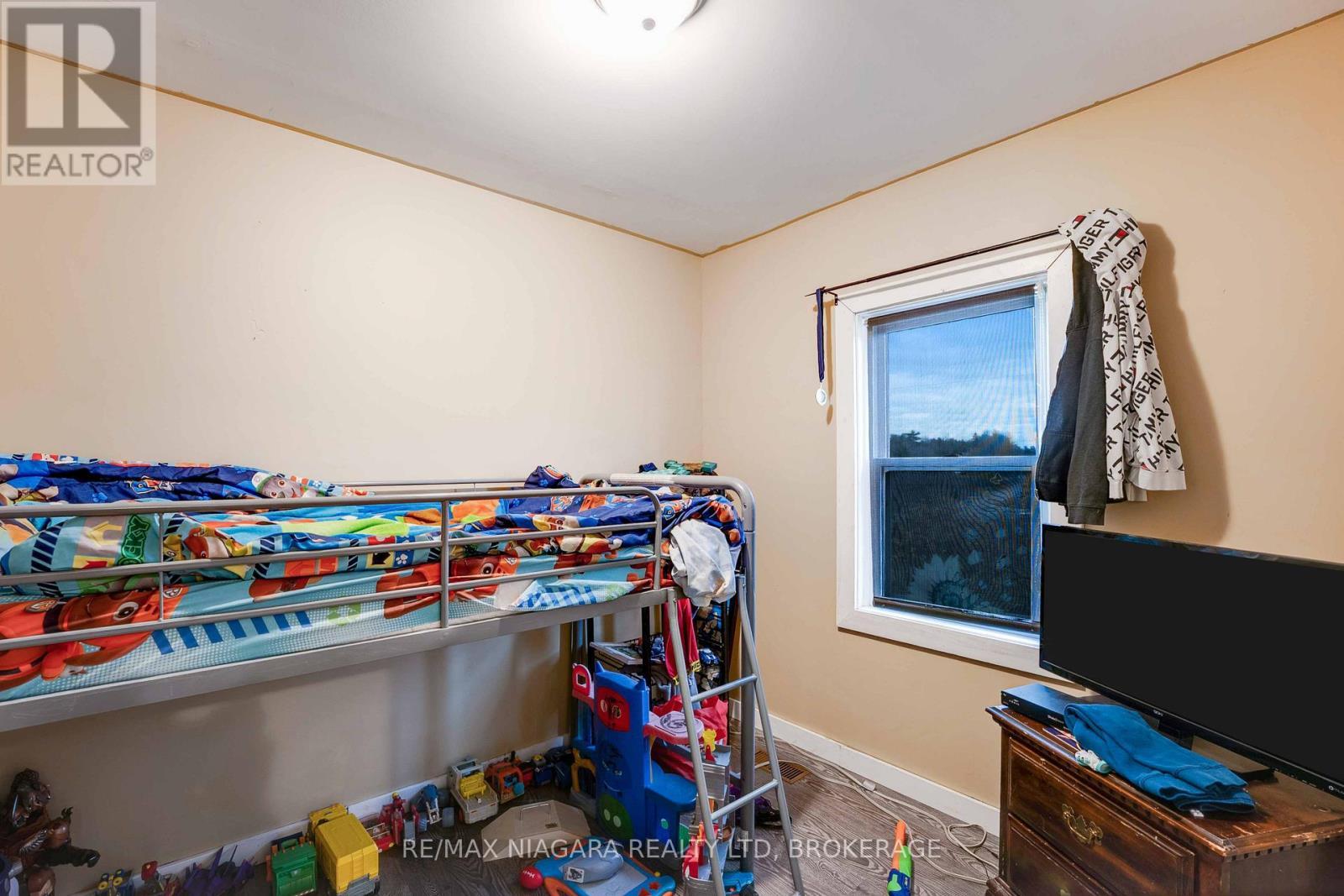 7357 Road 506 Road, Frontenac (Frontenac North), ON - Indoor Photo Showing Other Room