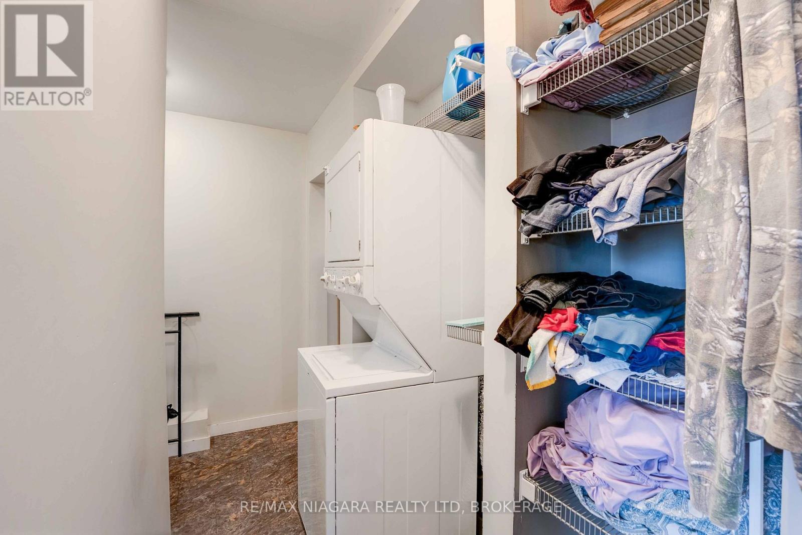 7357 Road 506 Road, Frontenac (Frontenac North), ON - Indoor Photo Showing Laundry Room