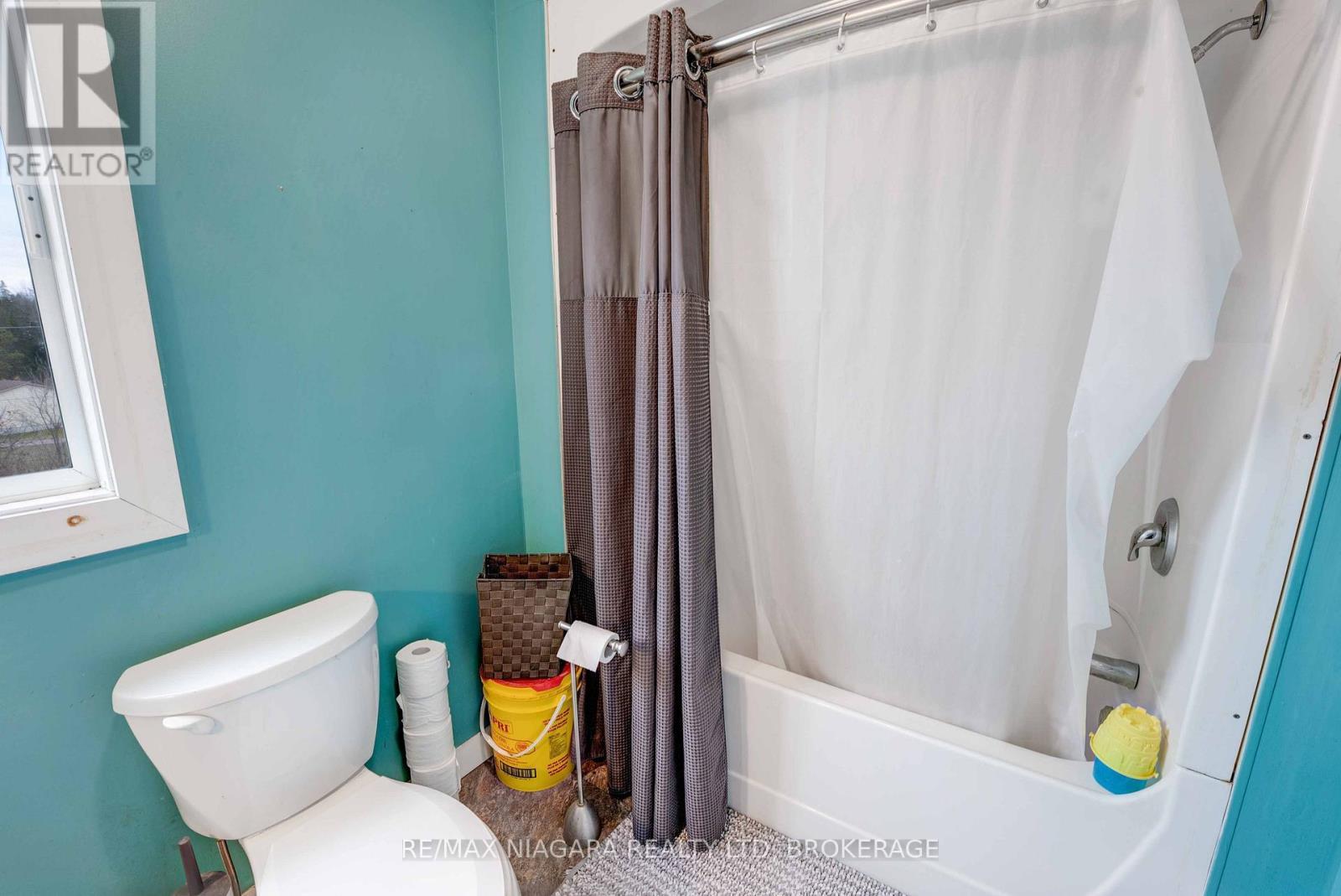 7357 Road 506 Road, Frontenac (Frontenac North), ON - Indoor Photo Showing Bathroom