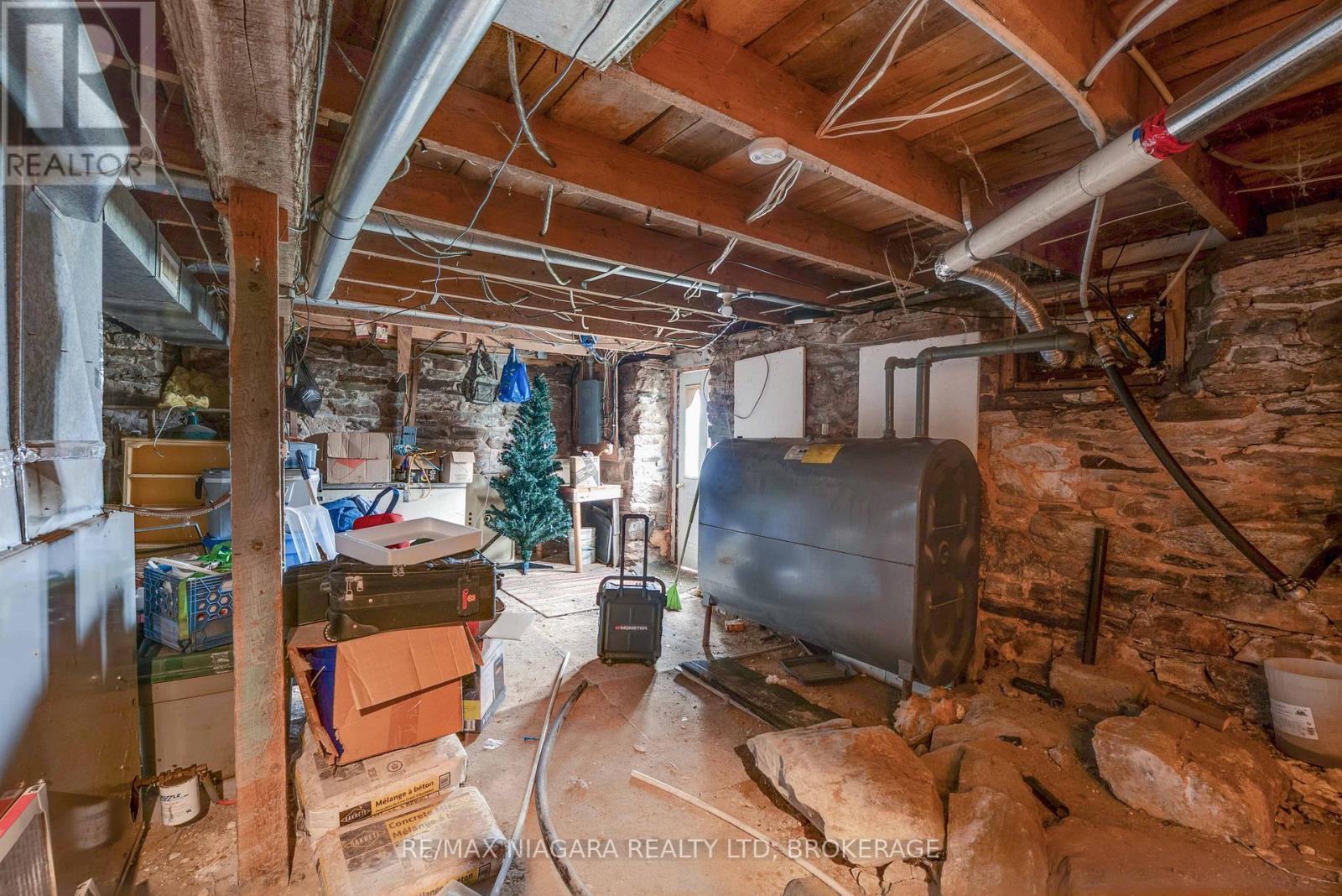 7357 Road 506 Road, Frontenac (Frontenac North), ON - Indoor Photo Showing Basement