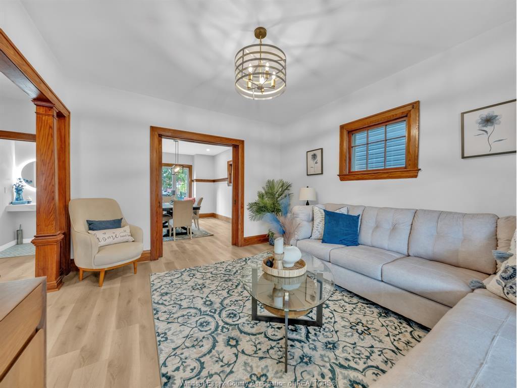 283 Gladstone Avenue, Windsor, ON