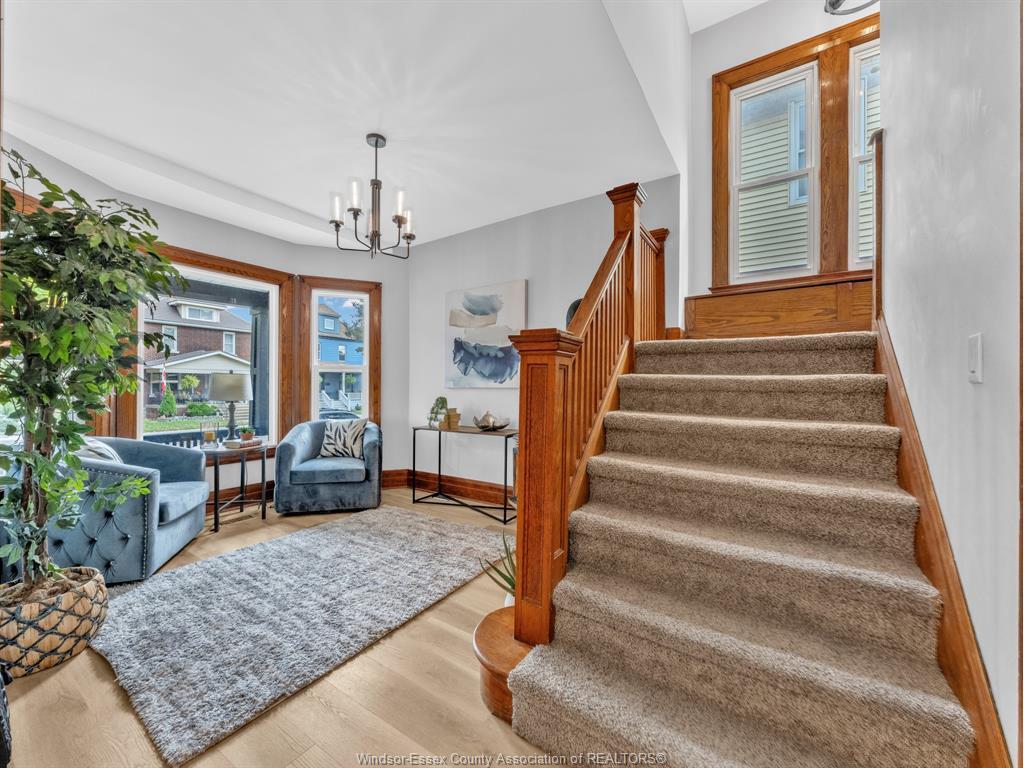 283 Gladstone Avenue, Windsor, ON