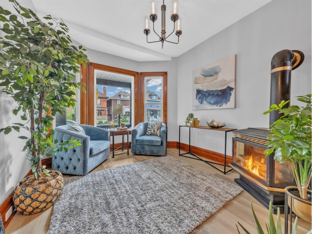 283 Gladstone Avenue, Windsor, ON