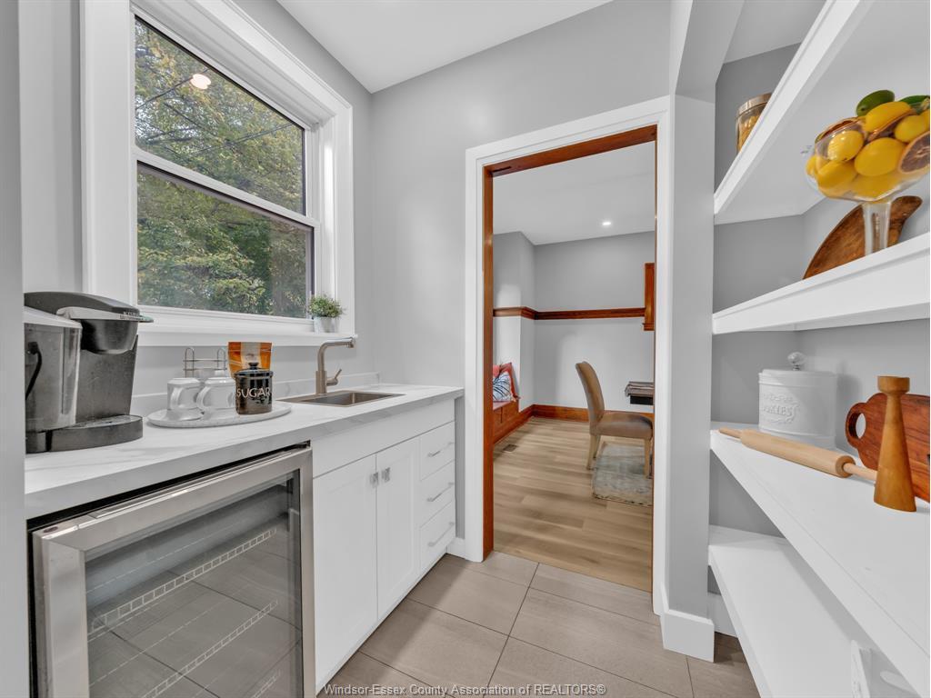 283 Gladstone Avenue, Windsor, ON