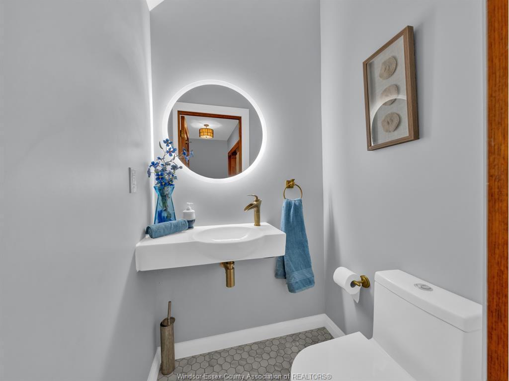 283 Gladstone Avenue, Windsor, ON