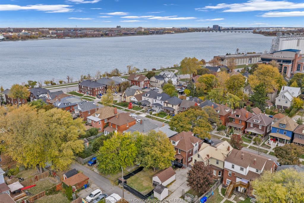 283 Gladstone Avenue, Windsor, ON