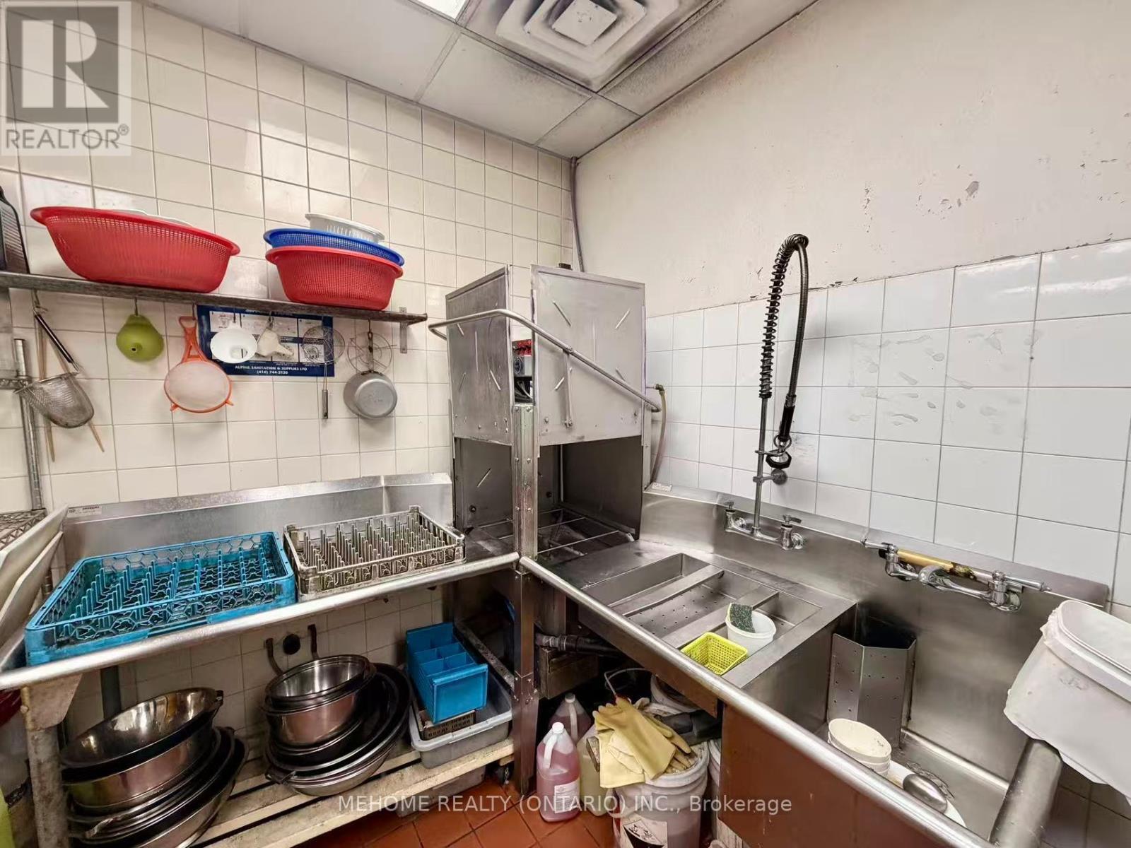 630 Ford Drive, Oakville, ON