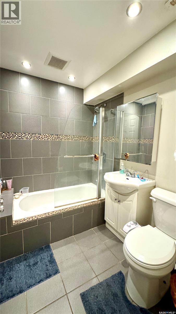 115 1St Street, Davidson, SK - Indoor Photo Showing Bathroom