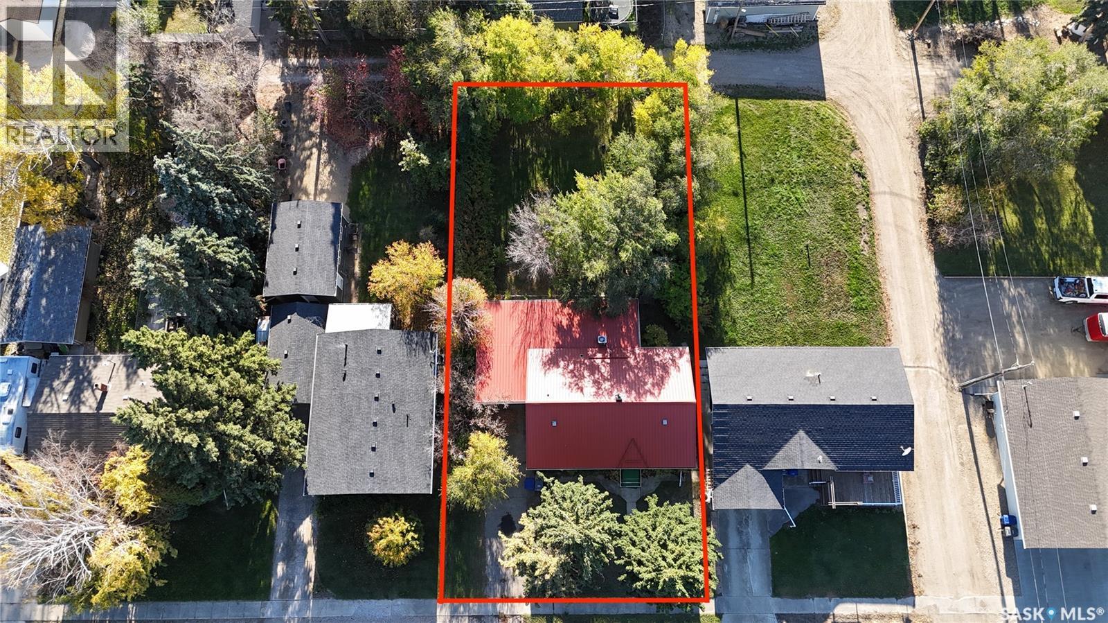 115 1St Street, Davidson, SK - Outdoor