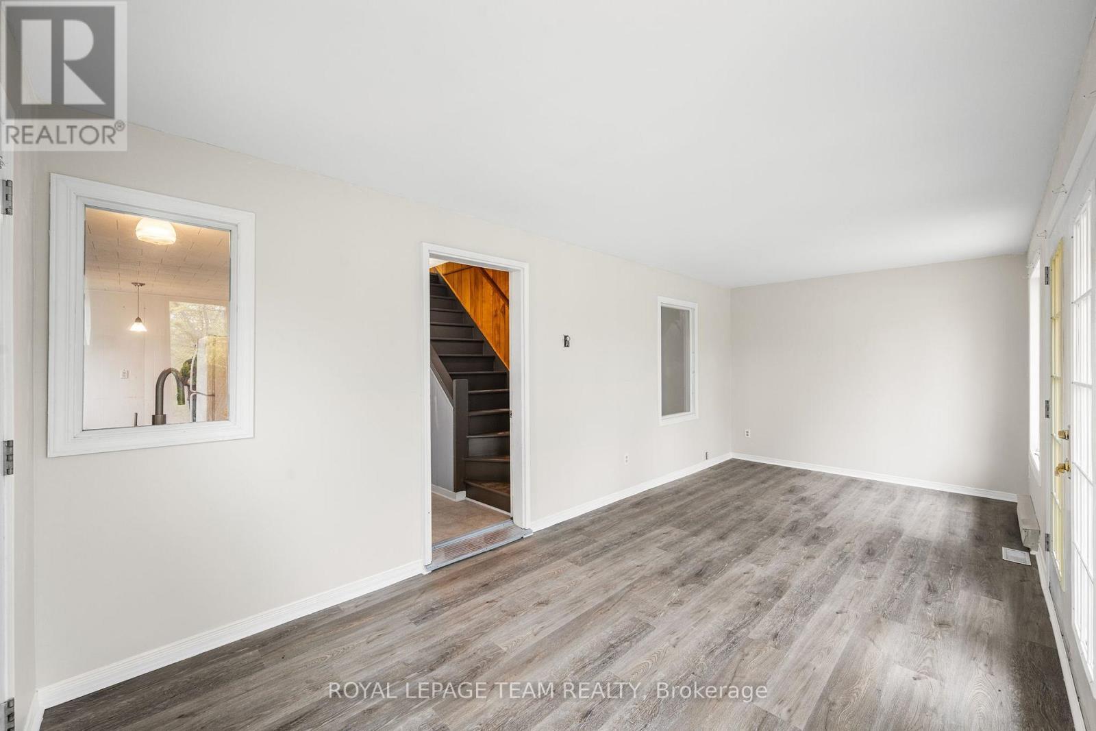 266 Daniel Street S, Arnprior, ON