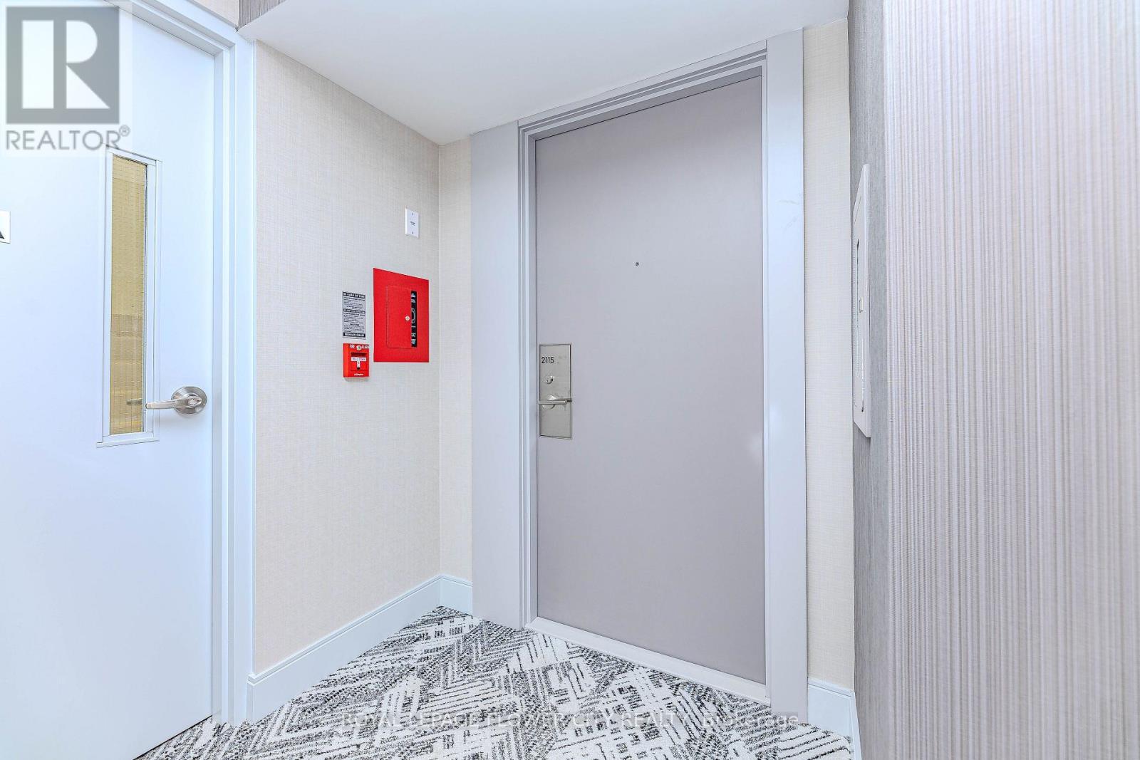 2115 - 8 Widmer Street, Toronto, ON - Indoor