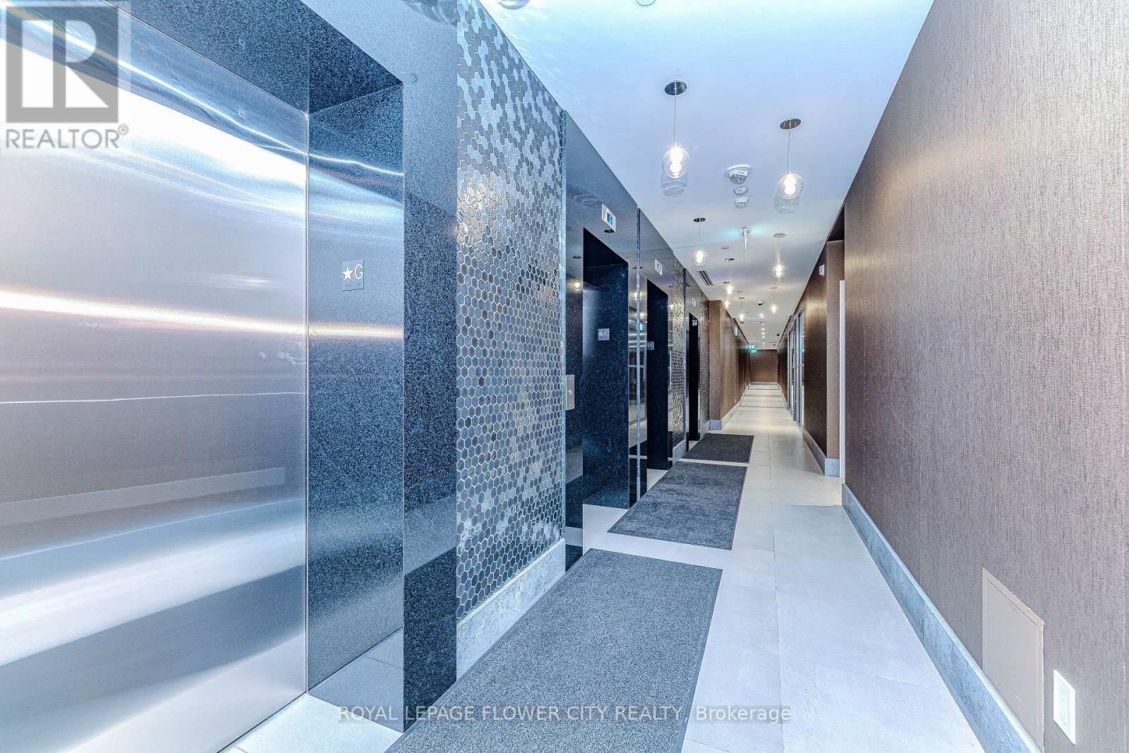 2115 - 8 Widmer Street, Toronto, ON - Indoor