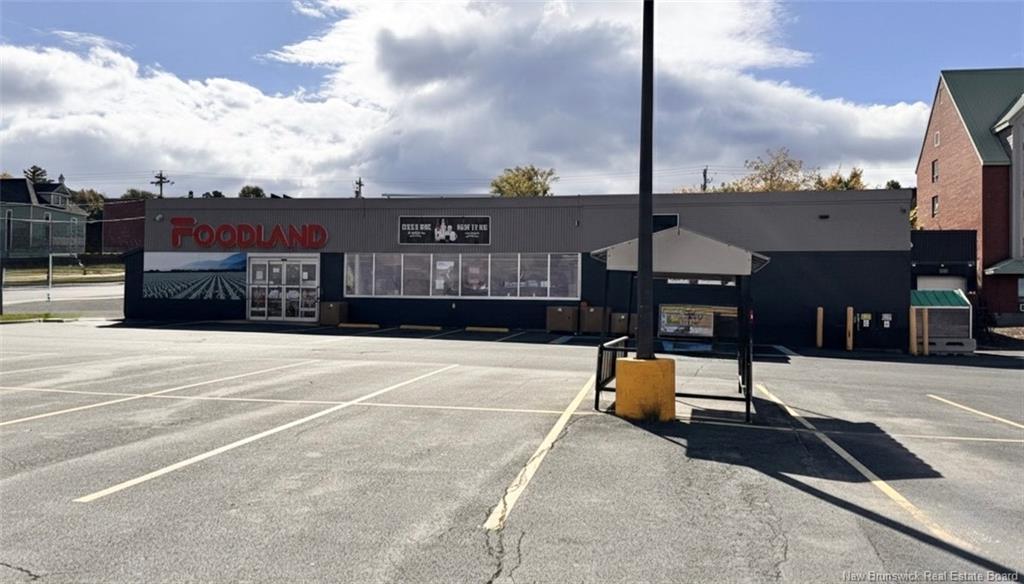 120 Brunswick St, Dalhousie, NB