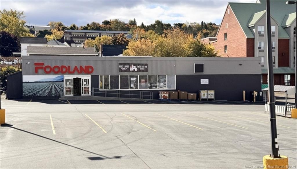 120 Brunswick St, Dalhousie, NB