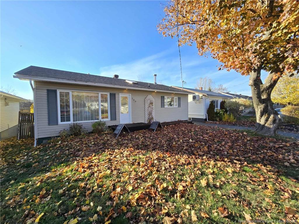 780 Donald St, Bathurst, NB