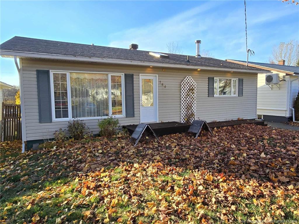 780 Donald St, Bathurst, NB