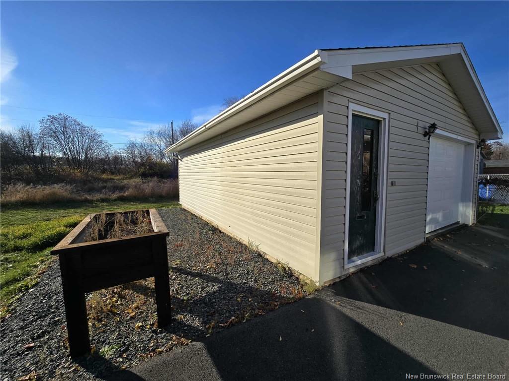 780 Donald St, Bathurst, NB